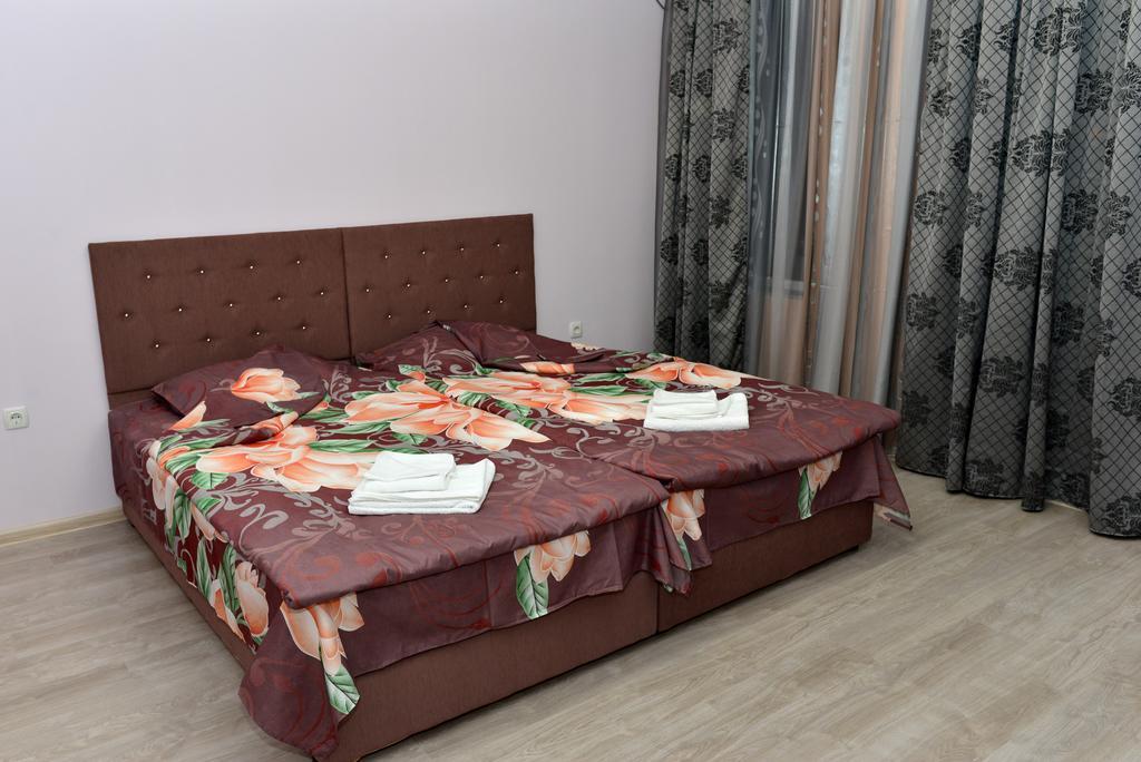 Avangard Kharmanli Luaran gambar